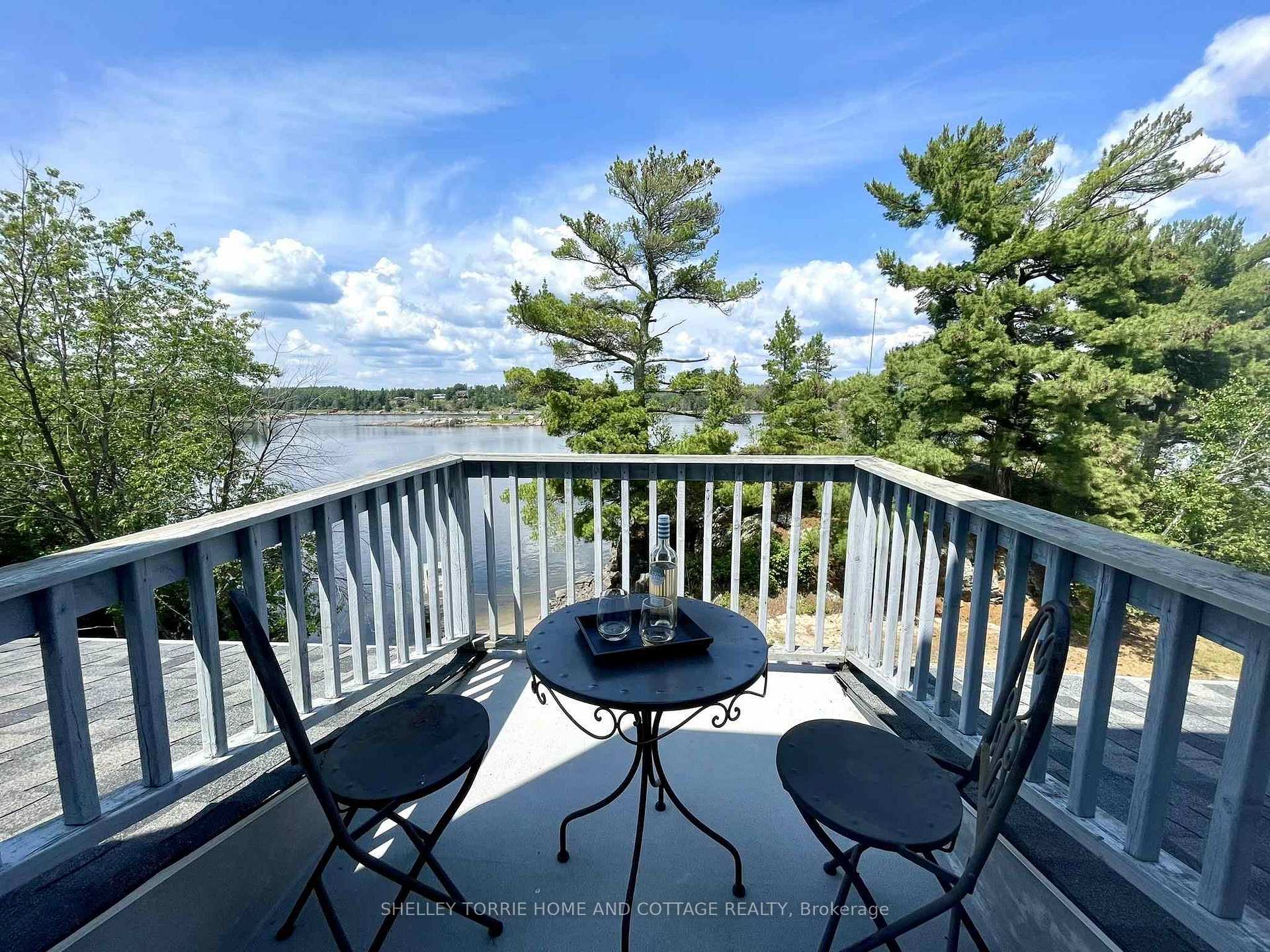 Photo 6 of 224 First West Byway, Kenora, Keewatin — HOMEH