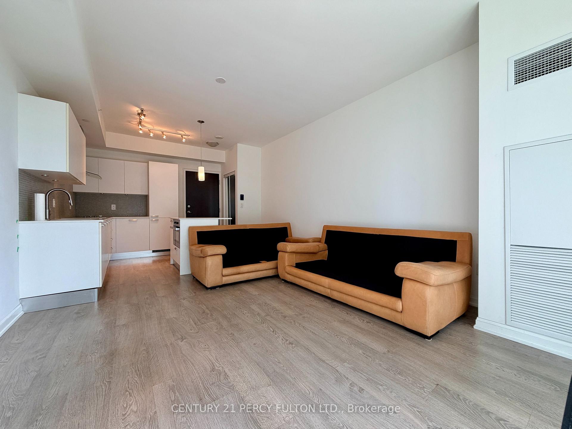 Photo 16 of Unit 705, 9 Bogert Avenue, North York, Lansing-Westgate — HOMEH