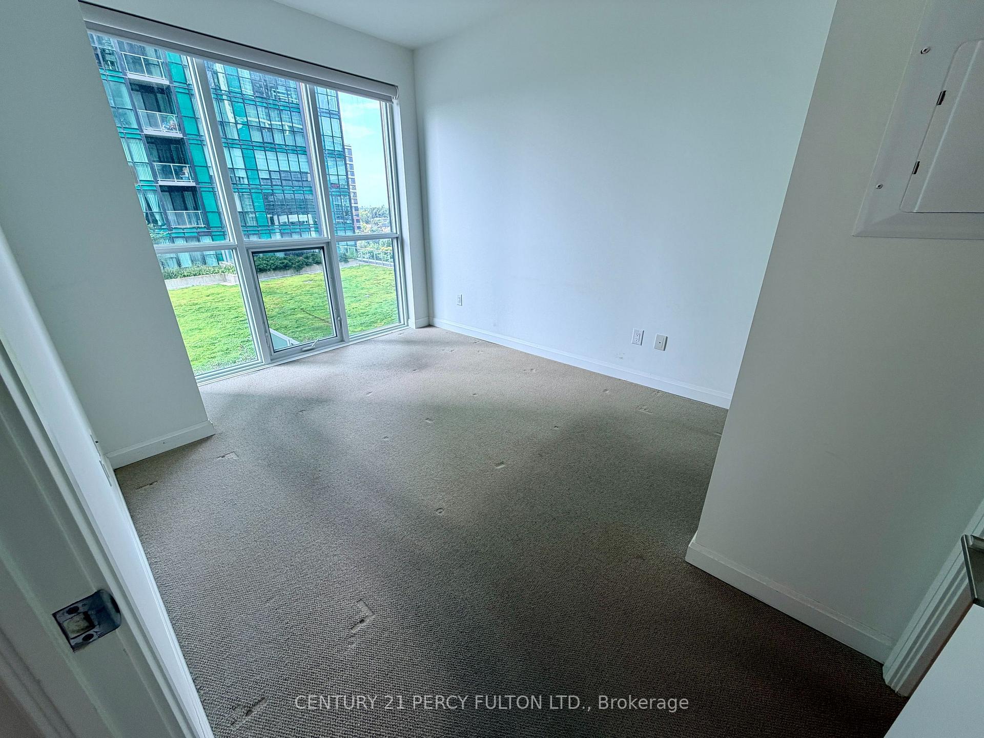 Photo 17 of Unit 705, 9 Bogert Avenue, North York, Lansing-Westgate — HOMEH