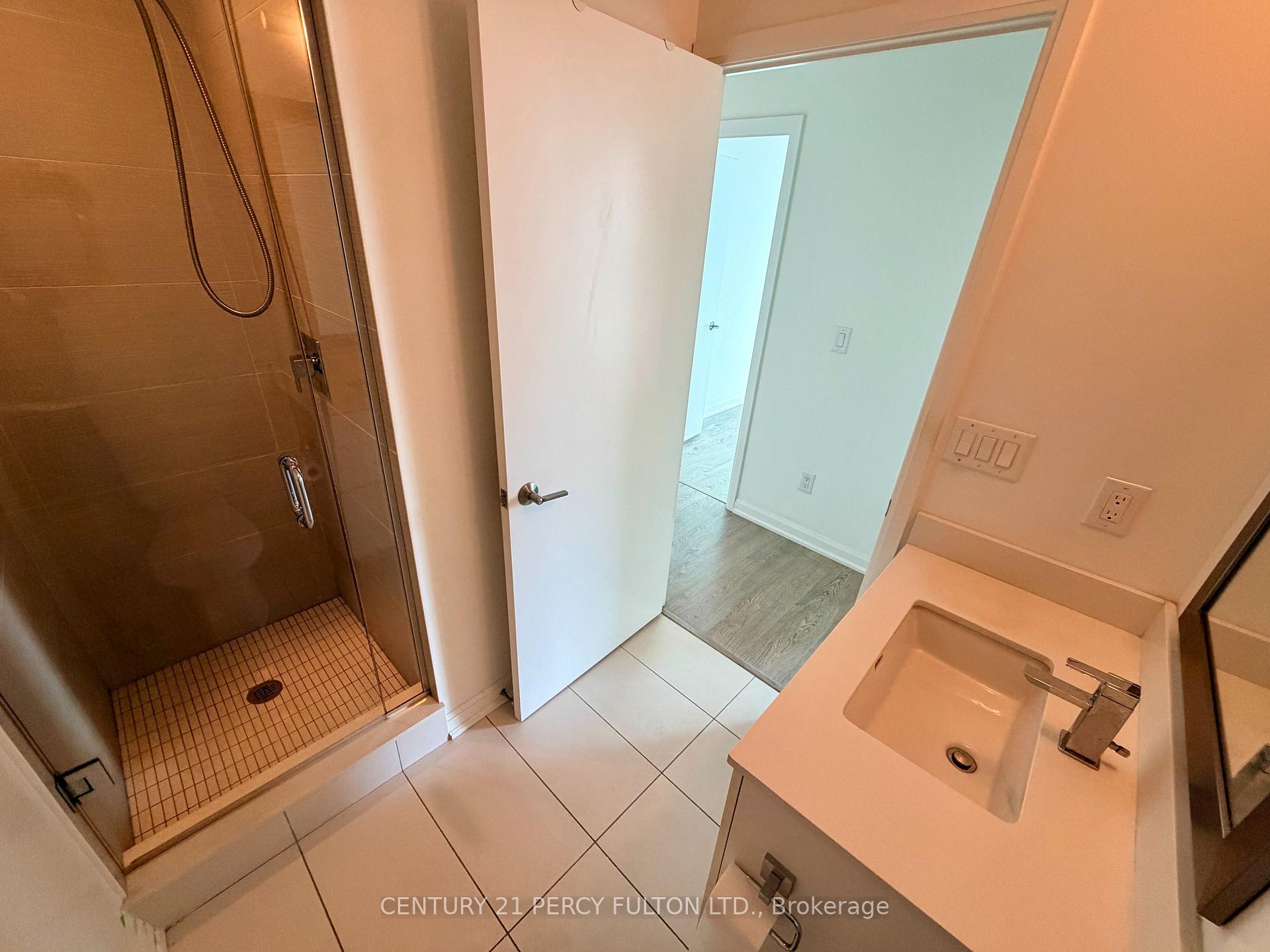 Photo 21 of Unit 705, 9 Bogert Avenue, North York, Lansing-Westgate — HOMEH