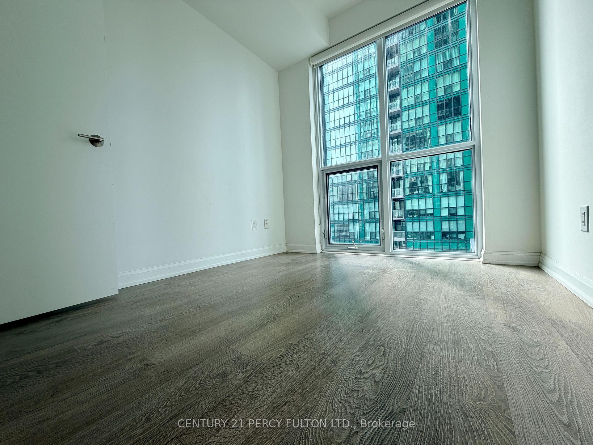 Photo 22 of Unit 705, 9 Bogert Avenue, North York, Lansing-Westgate — HOMEH