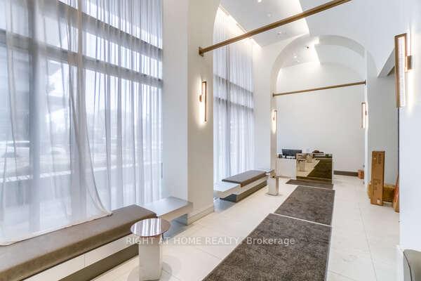 Photo 8 of Unit 3206, 39 Roehampton Avenue, Toronto, Mount Pleasant West — HOMEH