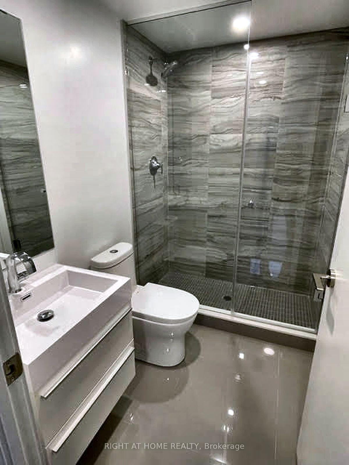Photo 13 of Unit 3206, 39 Roehampton Avenue, Toronto, Mount Pleasant West — HOMEH