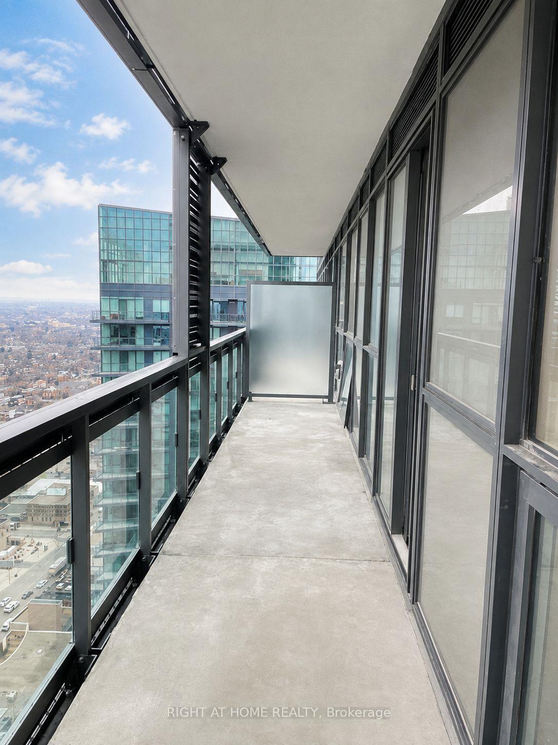 Photo 16 of Unit 3206, 39 Roehampton Avenue, Toronto, Mount Pleasant West — HOMEH