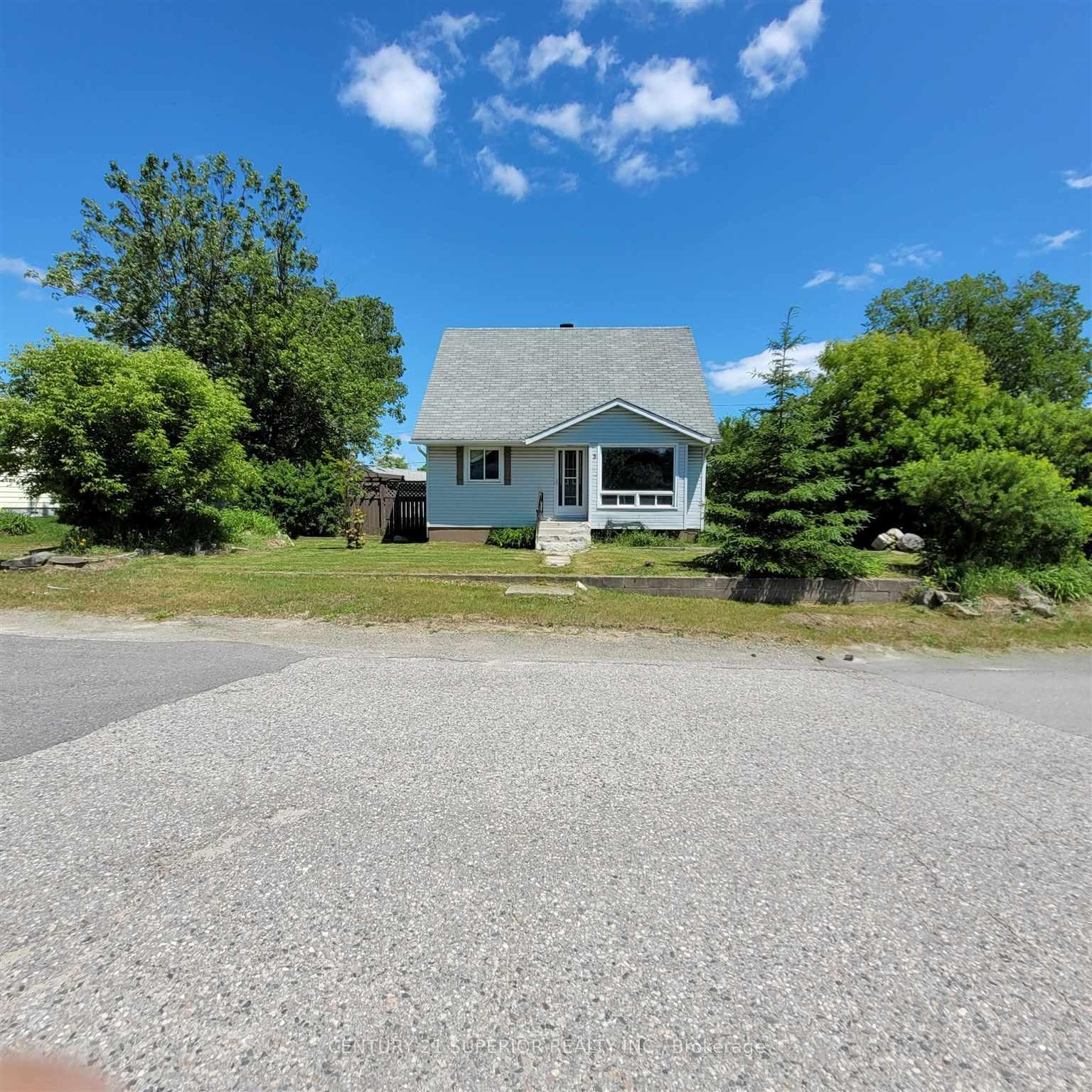 Photo 2 of 3 Mona Drive, Manitouwadge — HOMEH