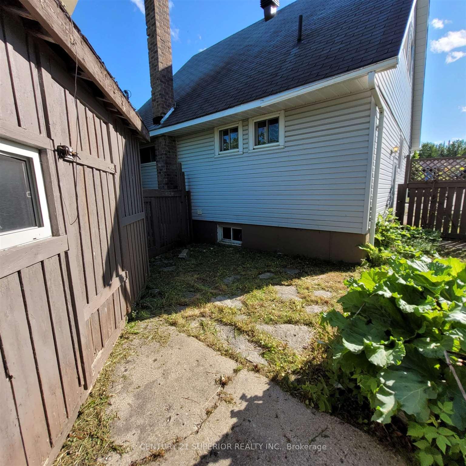 Photo 39 of 3 Mona Drive, Manitouwadge — HOMEH