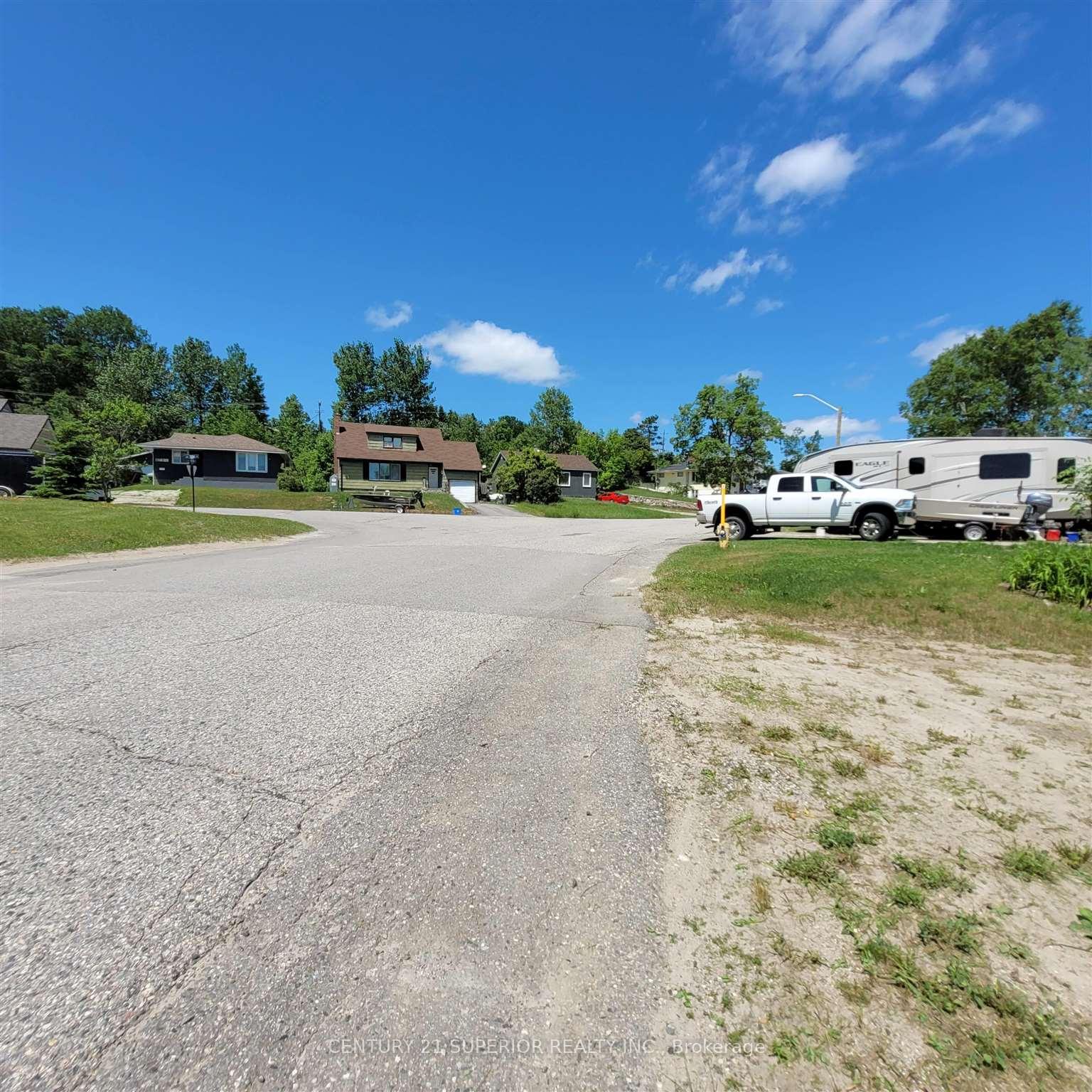 Photo 46 of 3 Mona Drive, Manitouwadge — HOMEH