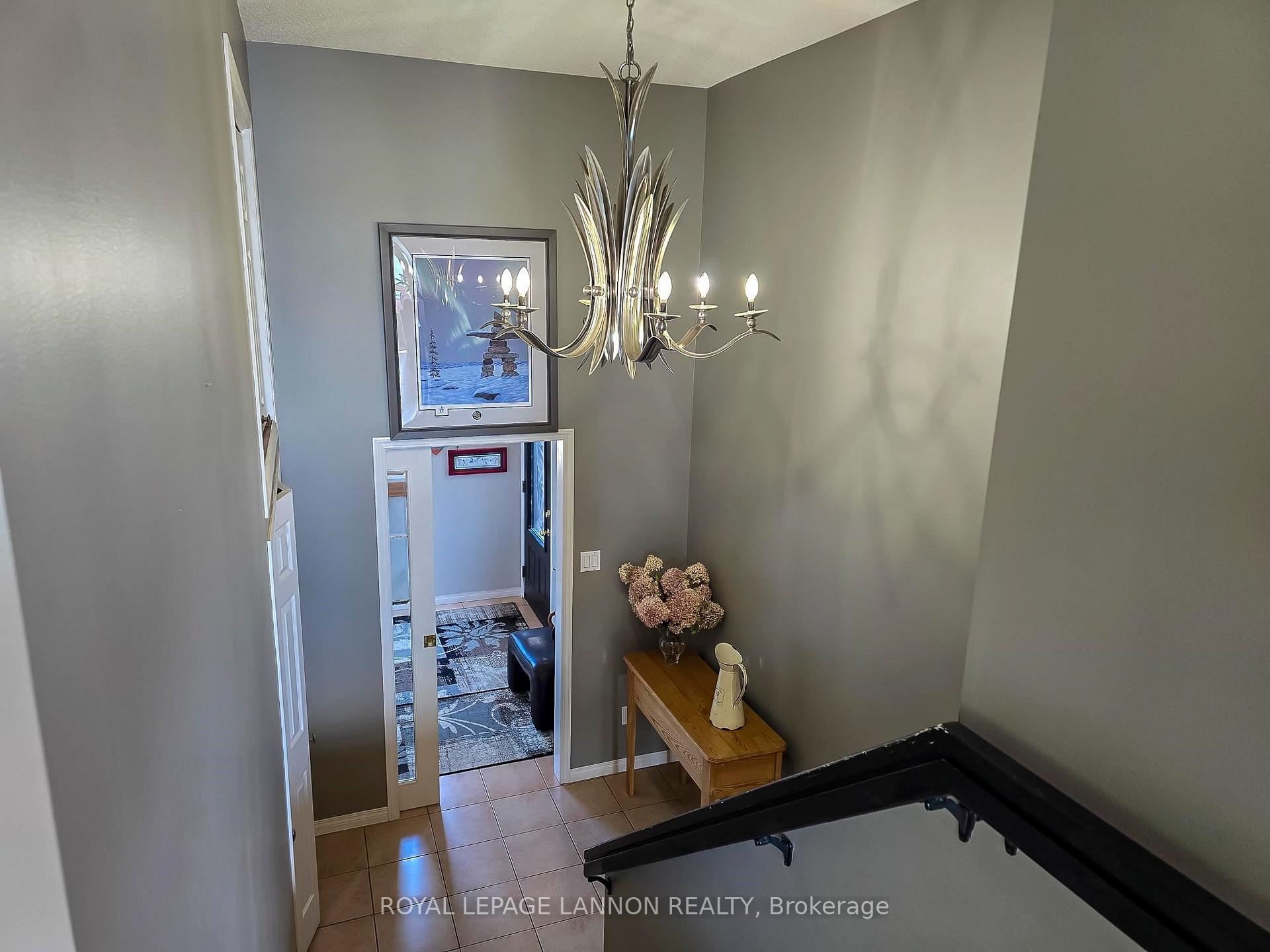 Photo 21 of 100 Island Avenue, Neebing, Blake — HOMEH