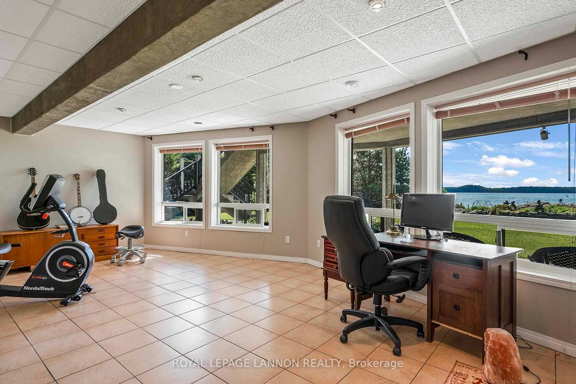 Photo 25 of 100 Island Avenue, Neebing, Blake — HOMEH