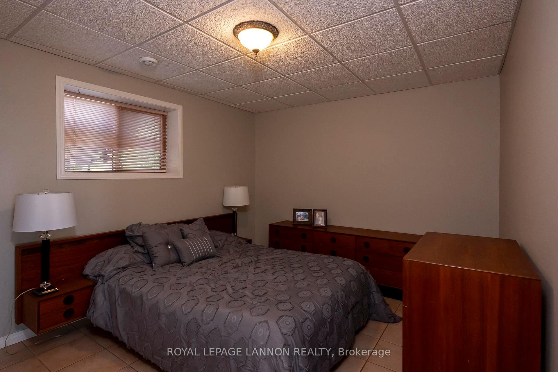Photo 27 of 100 Island Avenue, Neebing, Blake — HOMEH