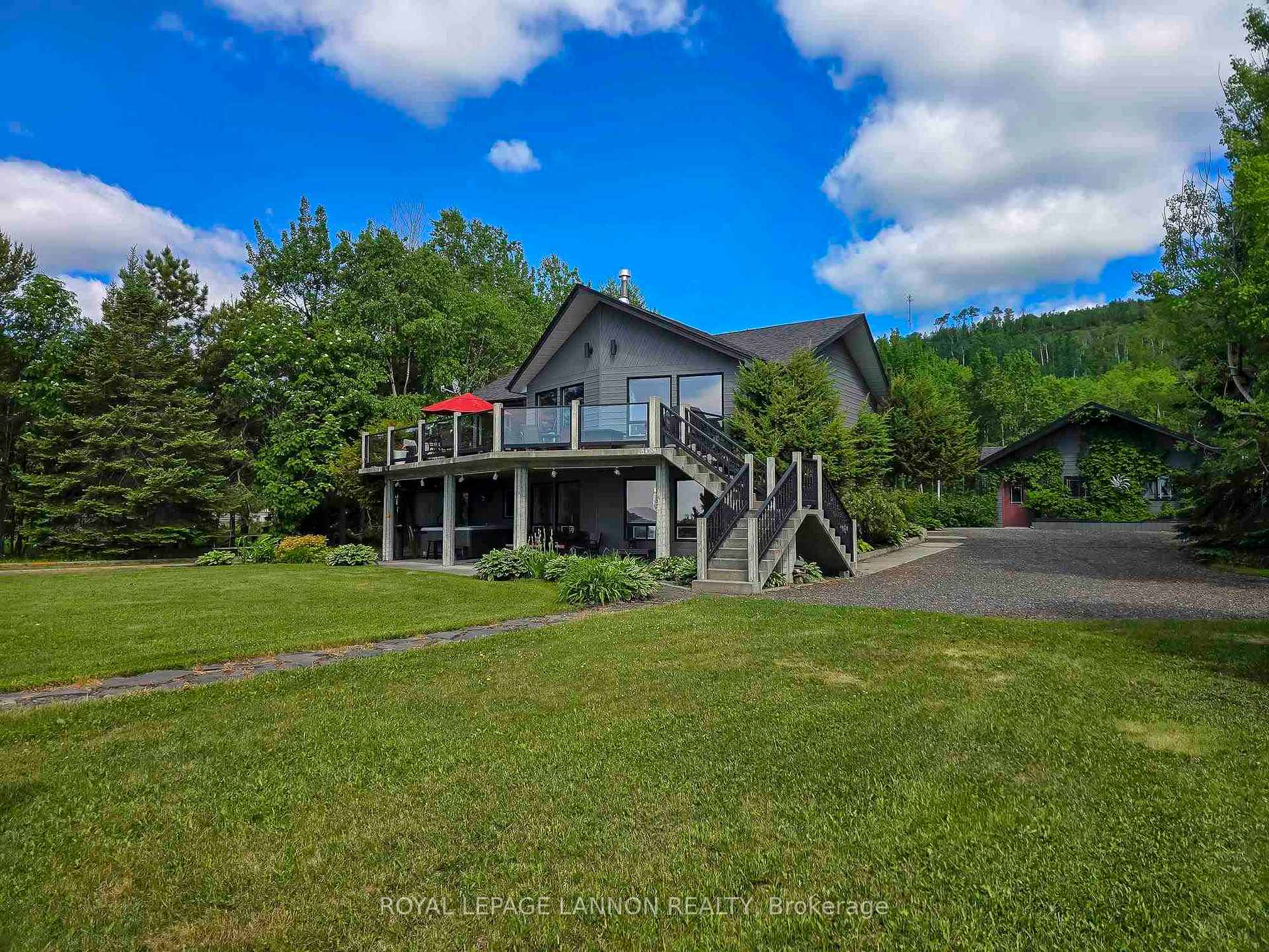Photo 39 of 100 Island Avenue, Neebing, Blake — HOMEH