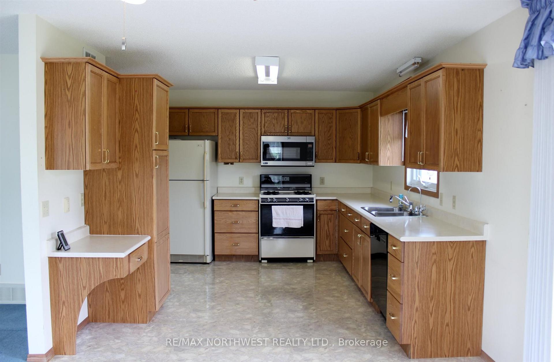 Photo 13 of 8 Campbell St, Morley — HOMEH