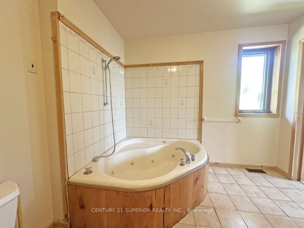 Photo 18 of 500 Wolf River Road, Dorion — HOMEH