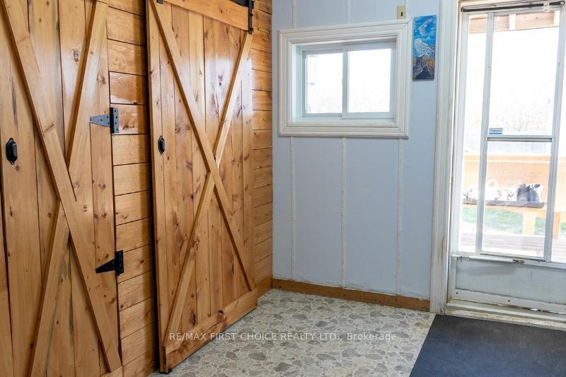 Photo 4 of 211 Third Avenue NE, Greenstone — HOMEH