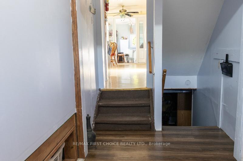 Photo 5 of 211 Third Avenue NE, Greenstone — HOMEH