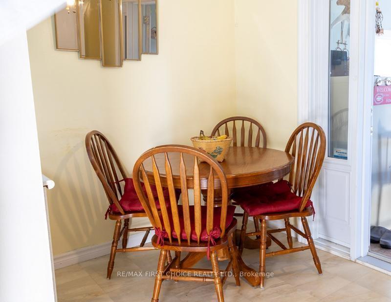 Photo 8 of 211 Third Avenue NE, Greenstone — HOMEH