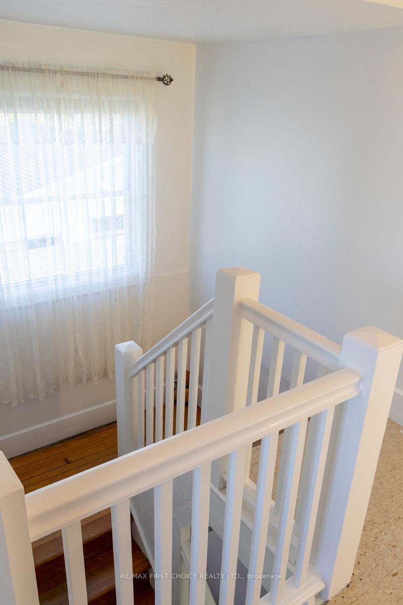 Photo 18 of 211 Third Avenue NE, Greenstone — HOMEH
