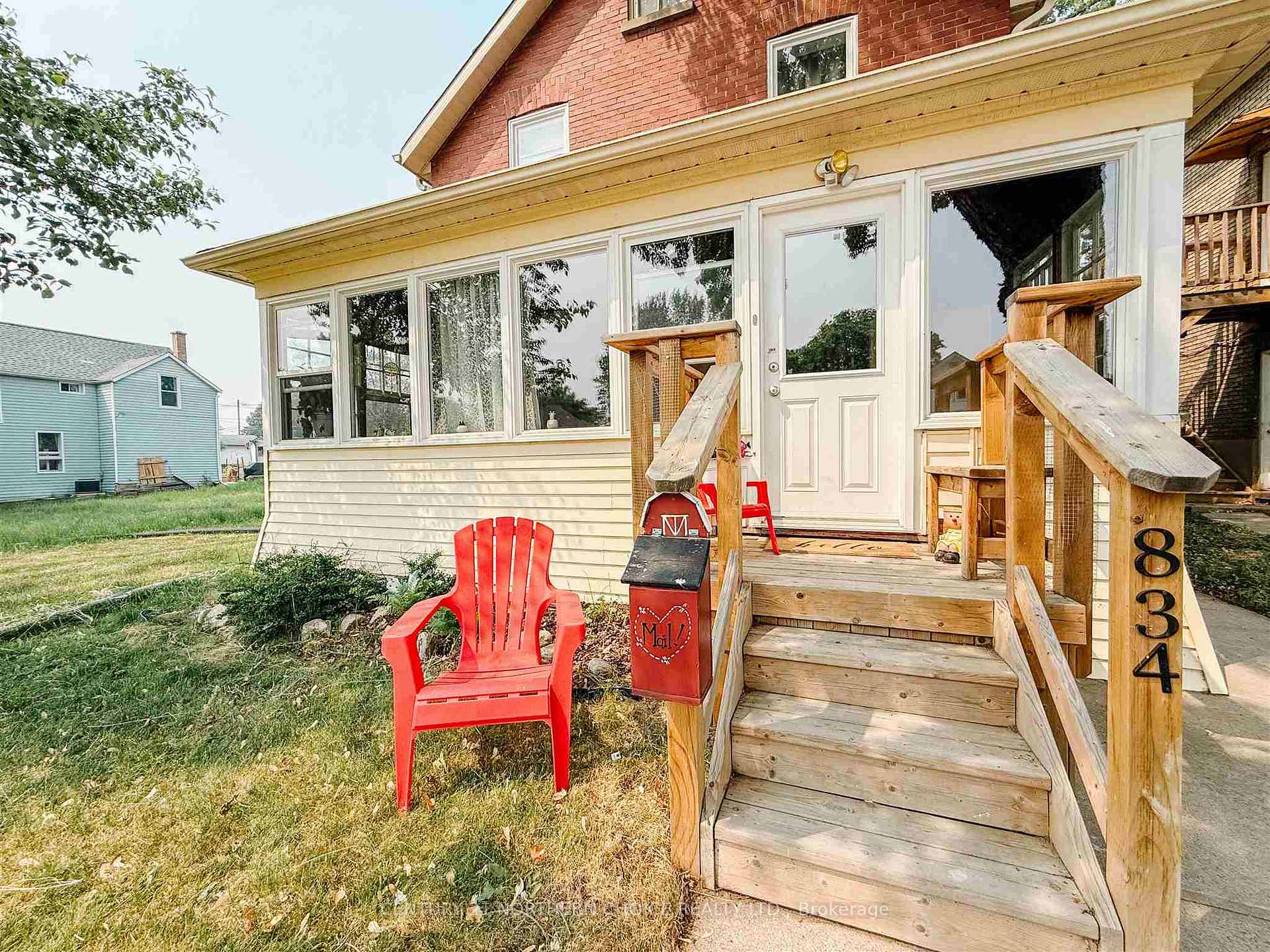 Photo 2 of 834 First Street South, Kenora, Central — HOMEH