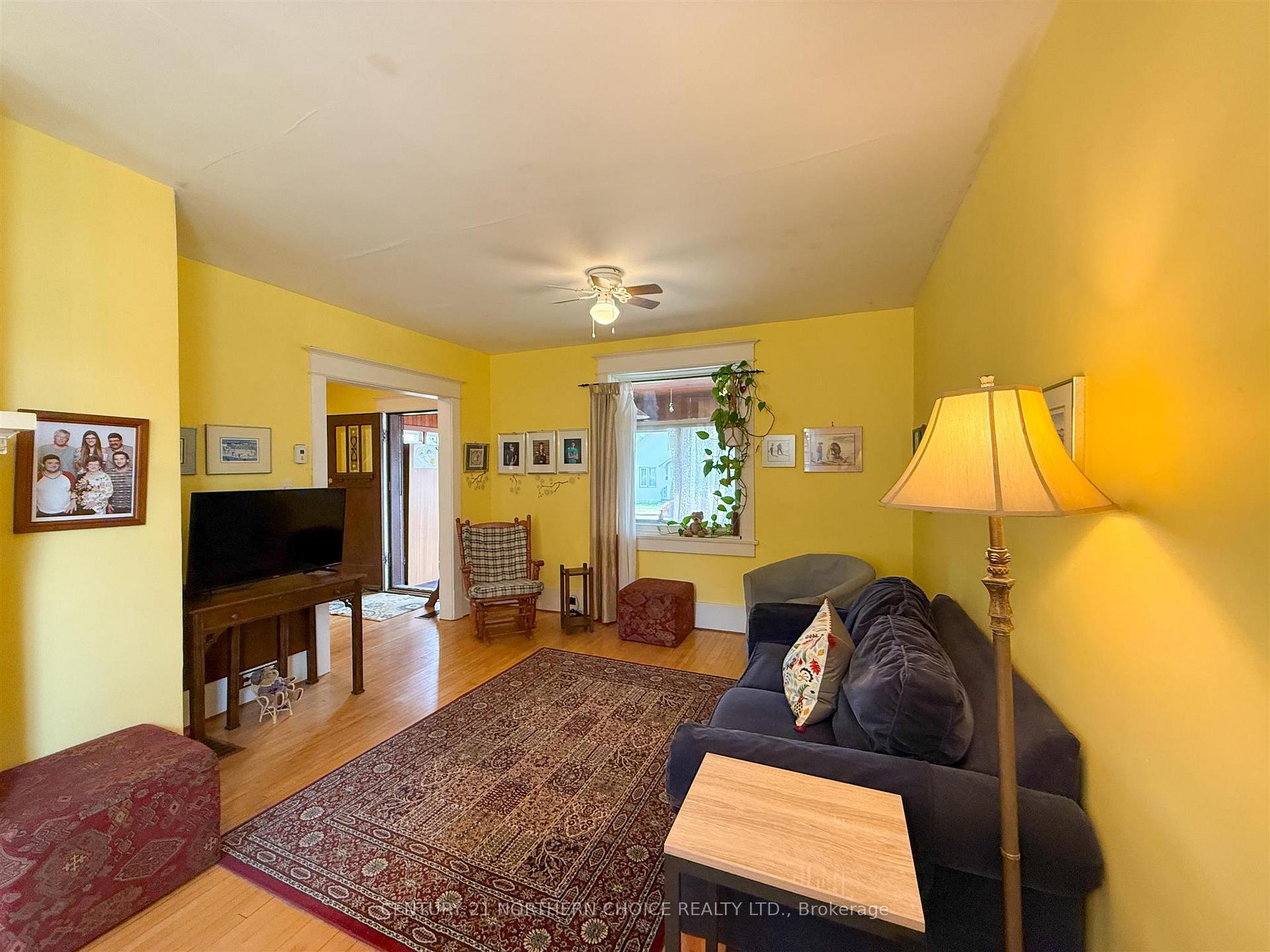 Photo 7 of 834 First Street South, Kenora, Central — HOMEH