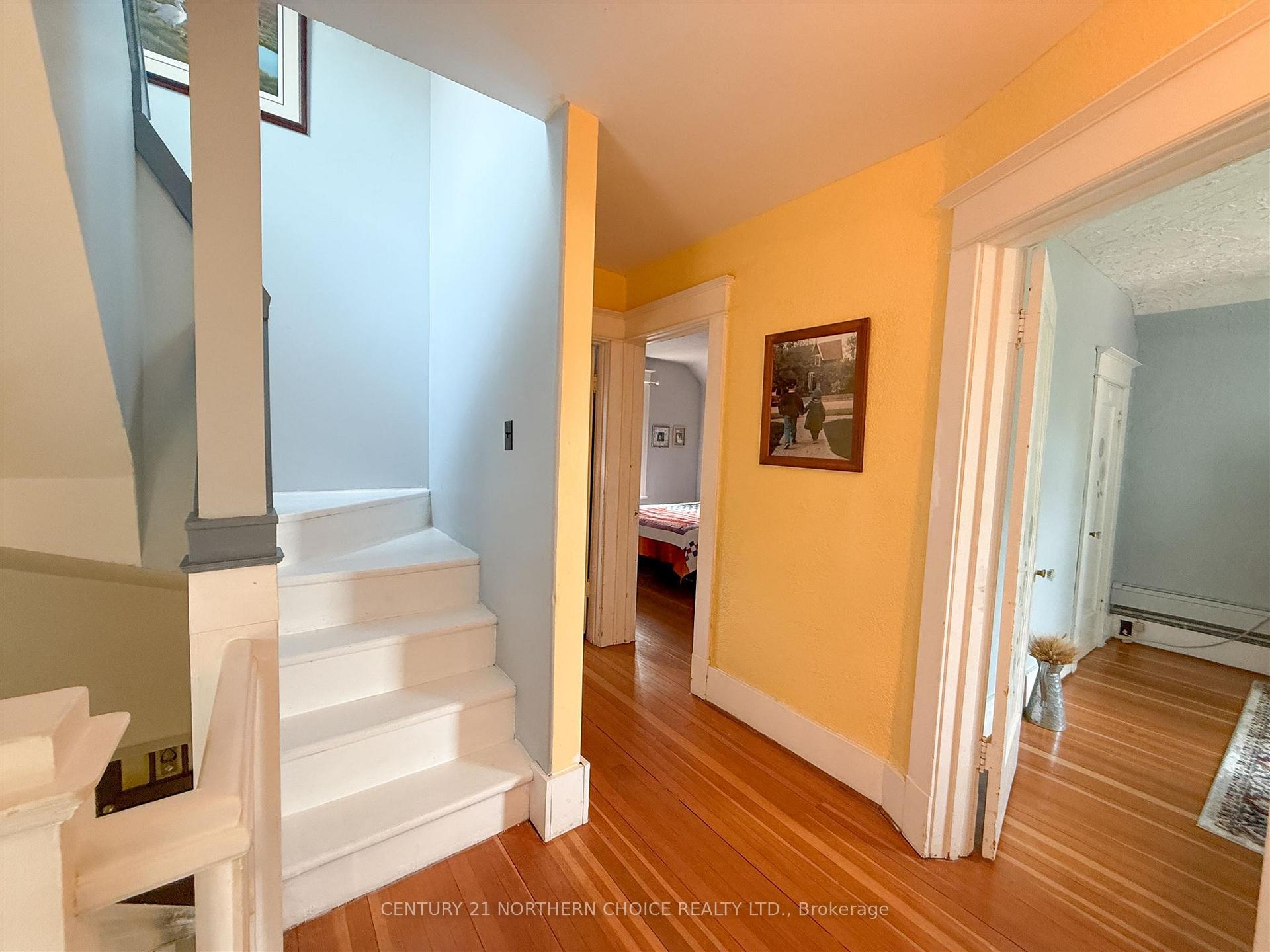 Photo 17 of 834 First Street South, Kenora, Central — HOMEH