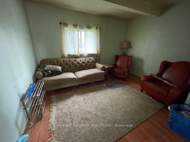 Photo 4 of 236 Florence Street, Dryden, Hillcrest — HOMEH