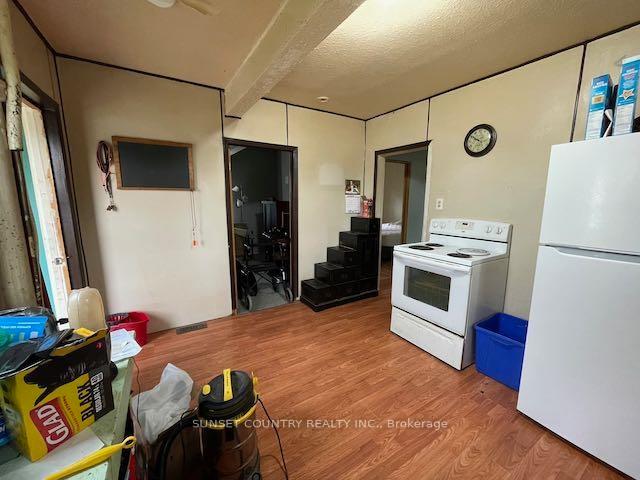Photo 7 of 236 Florence Street, Dryden, Hillcrest — HOMEH