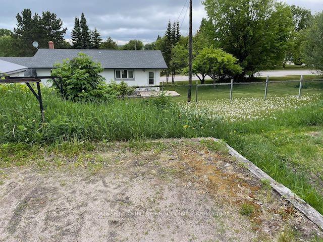 Photo 15 of 236 Florence Street, Dryden, Hillcrest — HOMEH