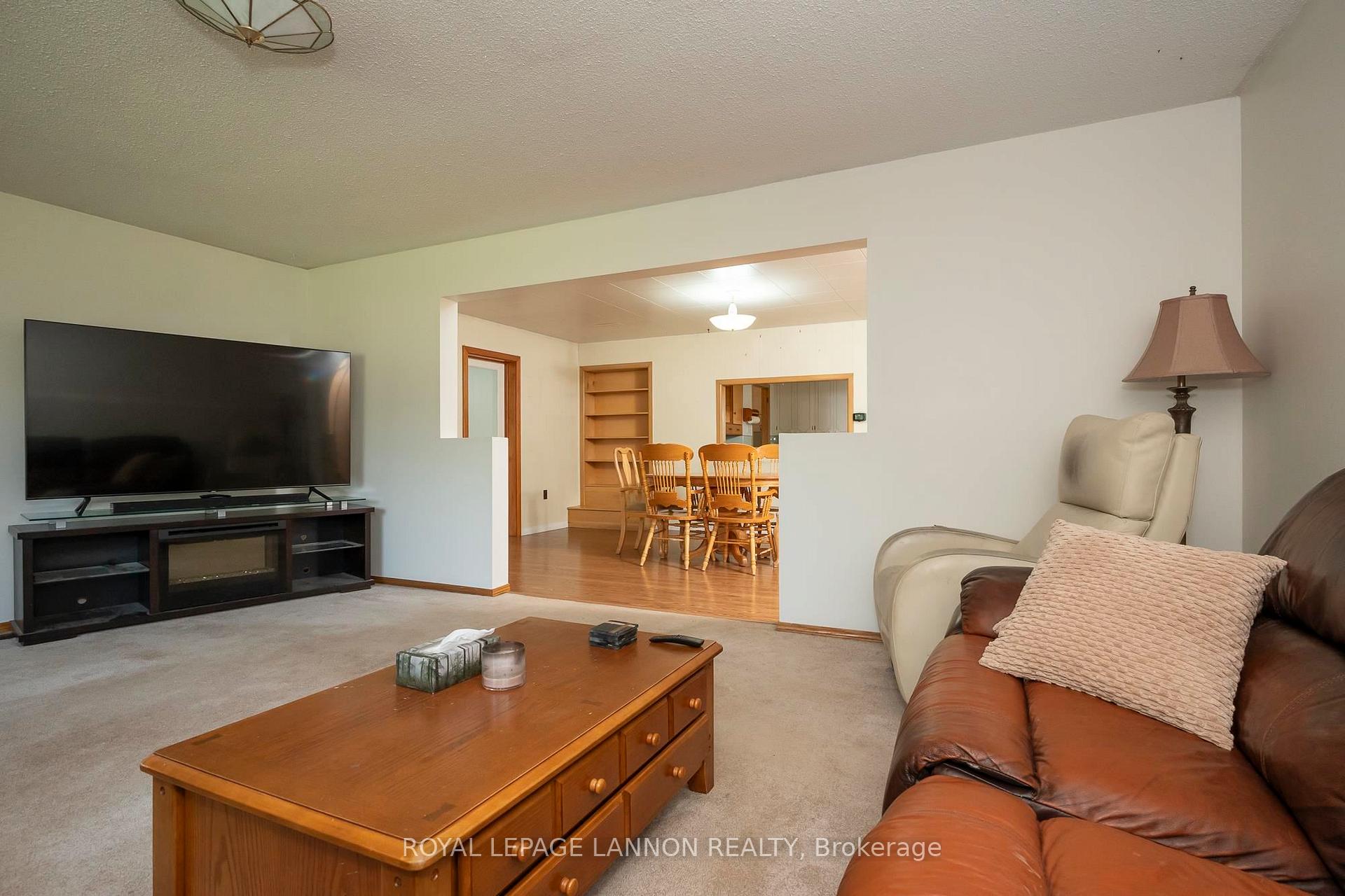 Photo 15 of 750 Hwy 11/17, Dorion — HOMEH