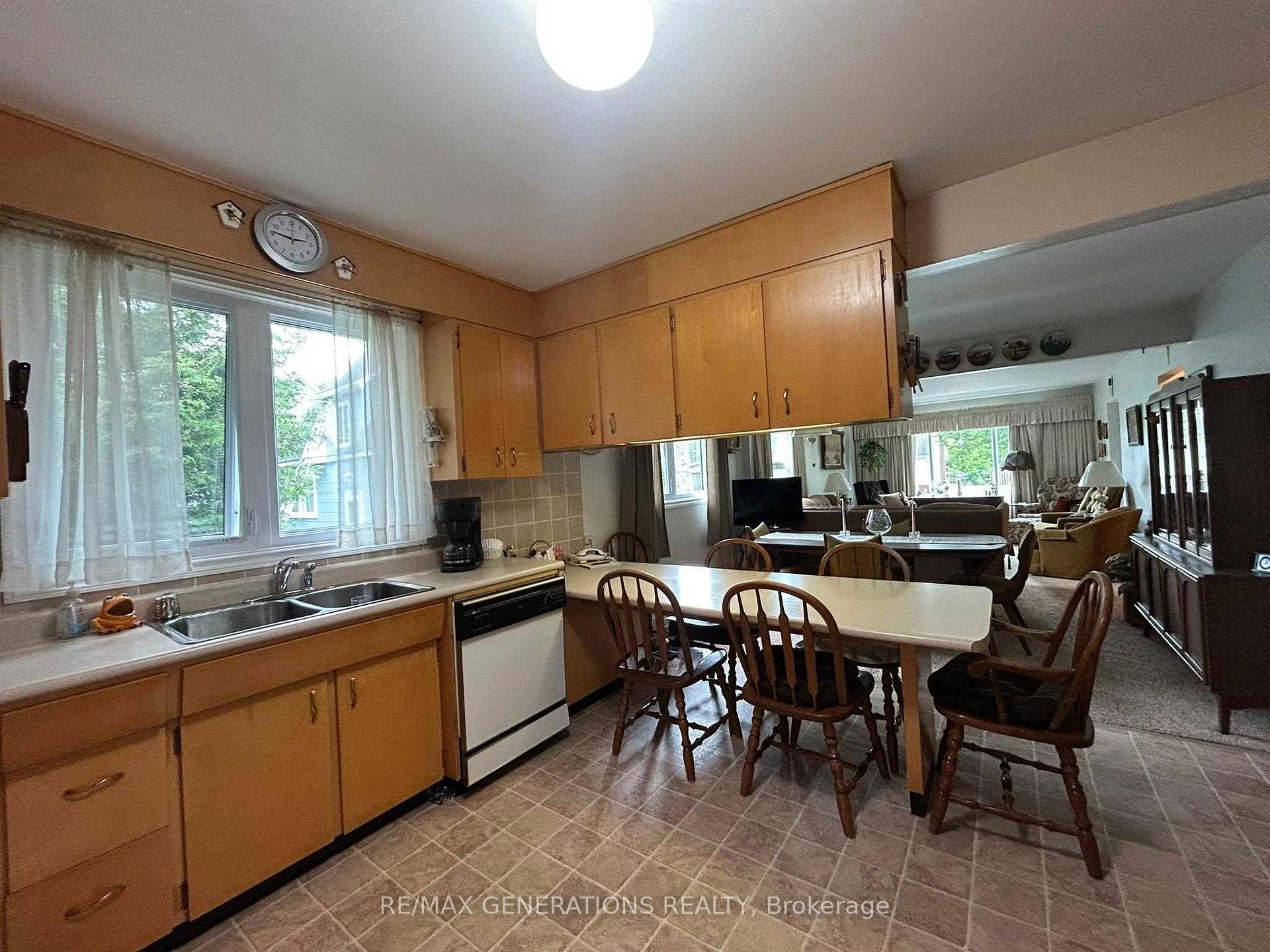 Photo 17 of 18 Spruce Road, Atikokan — HOMEH