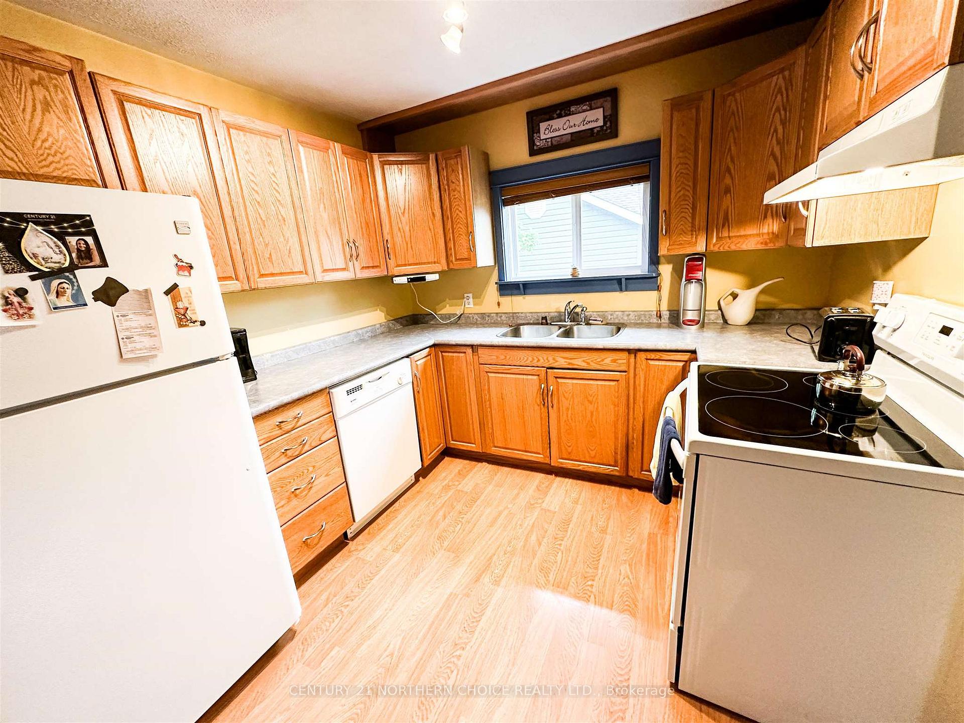 Photo 4 of 19 Fifth Street, Red Lake — HOMEH