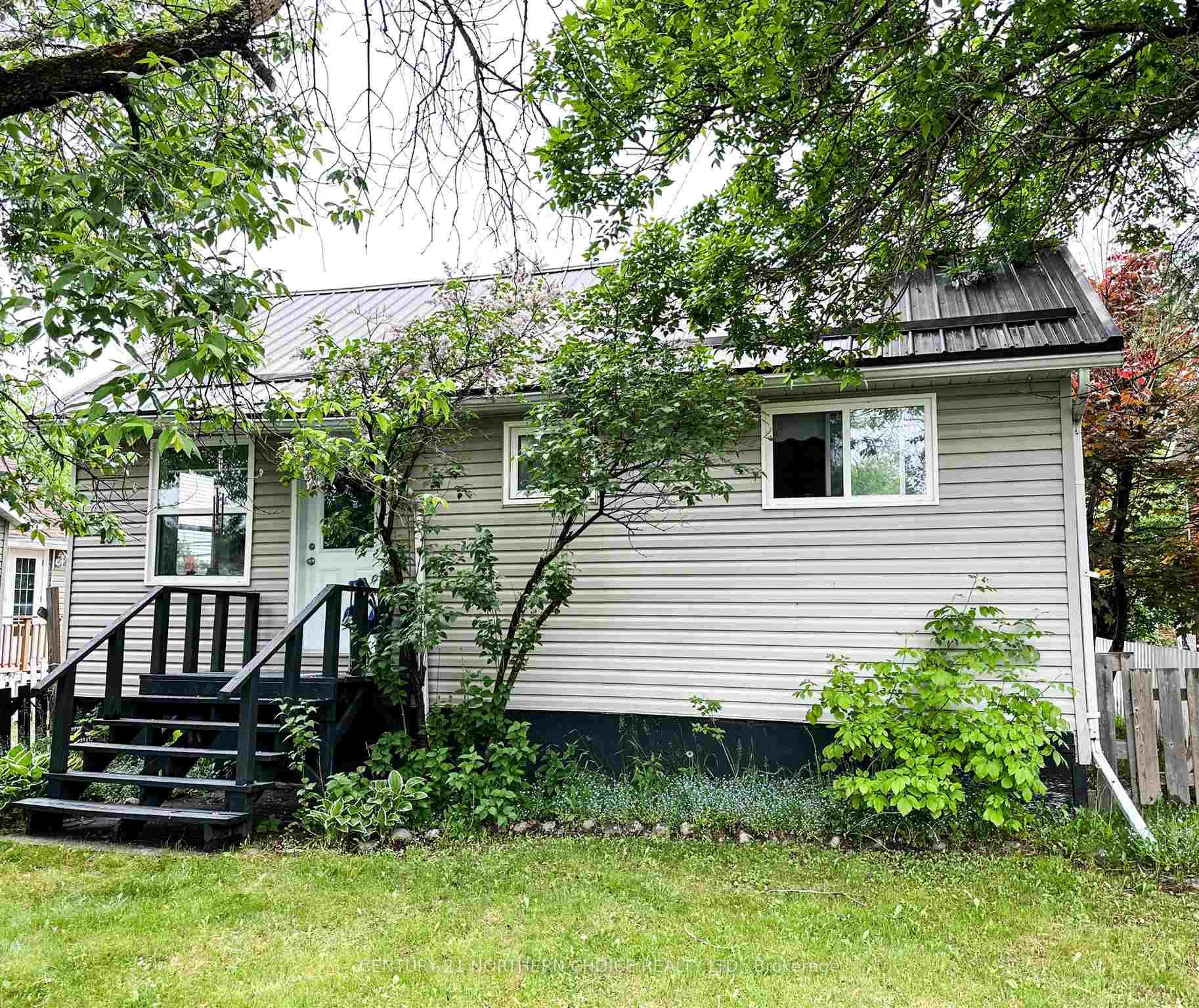 Photo 6 of 19 Fifth Street, Red Lake — HOMEH