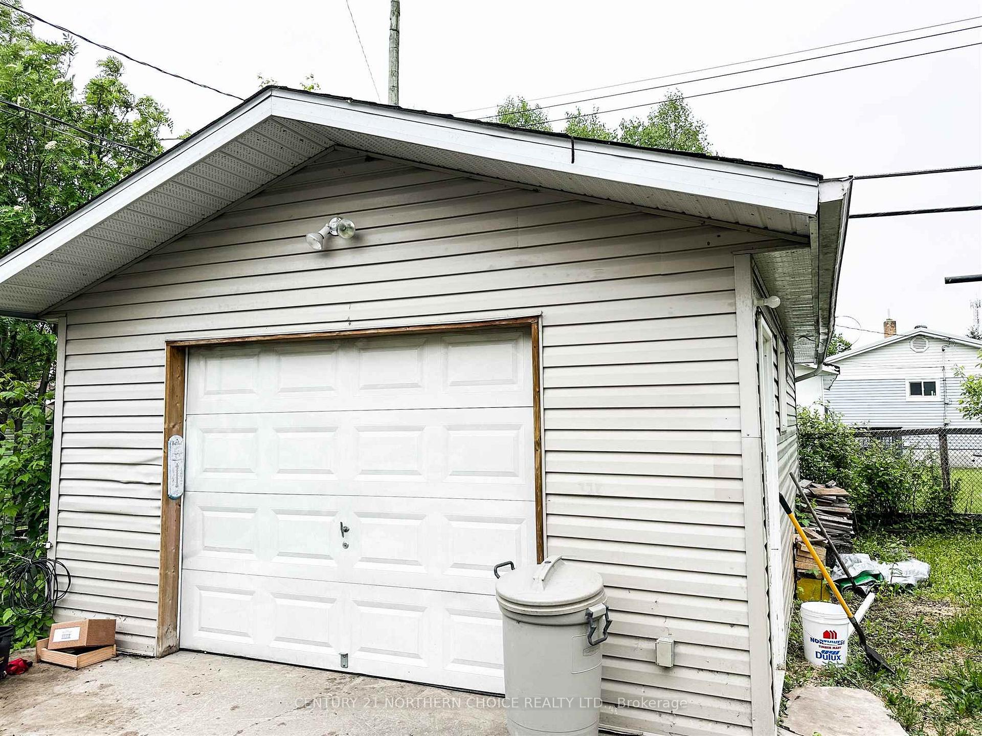Photo 11 of 19 Fifth Street, Red Lake — HOMEH