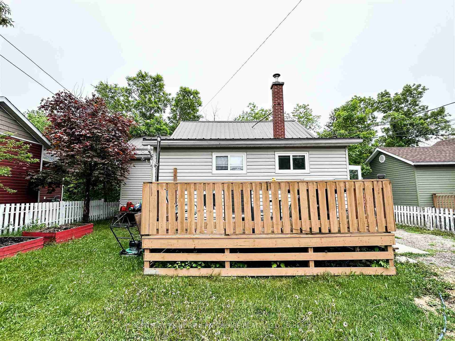 Photo 13 of 19 Fifth Street, Red Lake — HOMEH