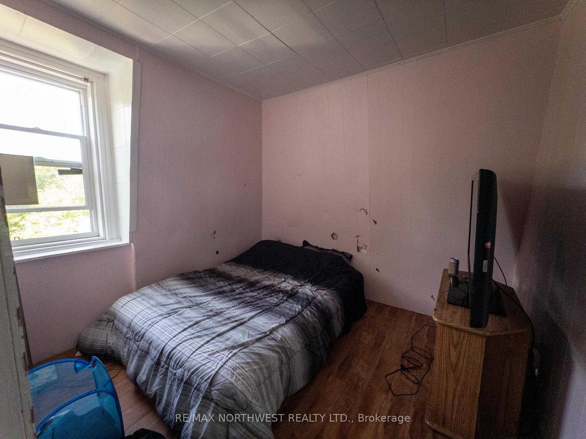 Photo 15 of 506 Superior Street, Kenora, Keewatin — HOMEH