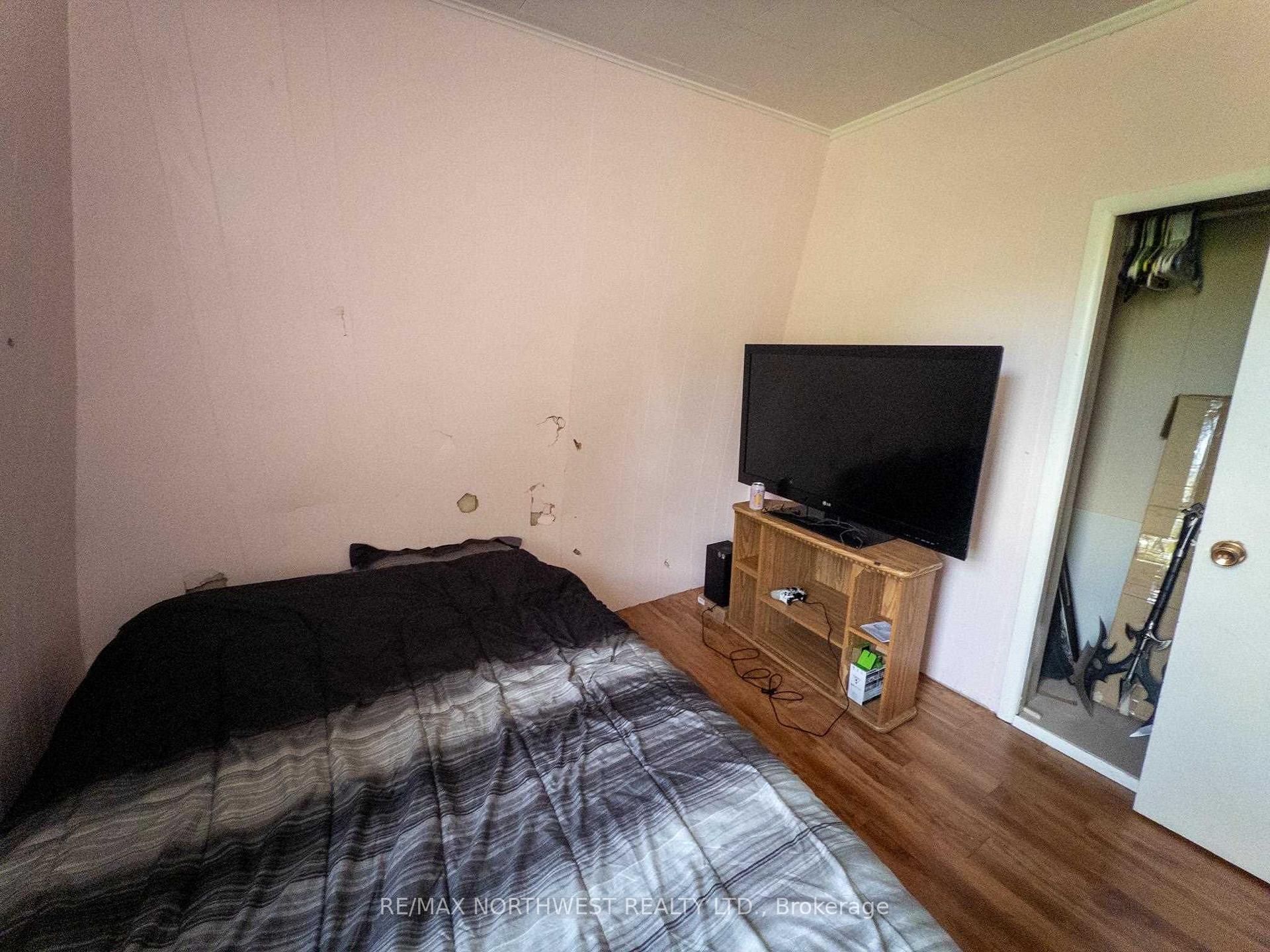 Photo 16 of 506 Superior Street, Kenora, Keewatin — HOMEH
