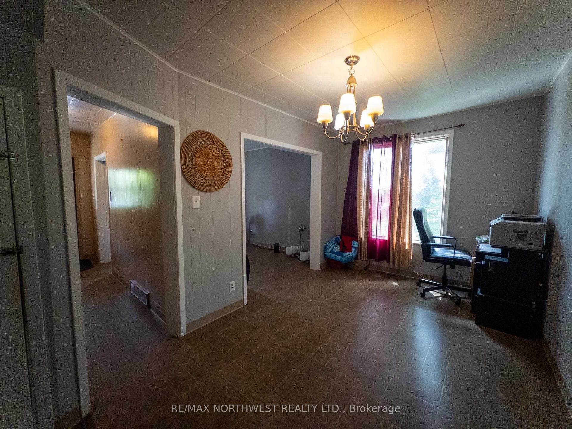 Photo 21 of 506 Superior Street, Kenora, Keewatin — HOMEH