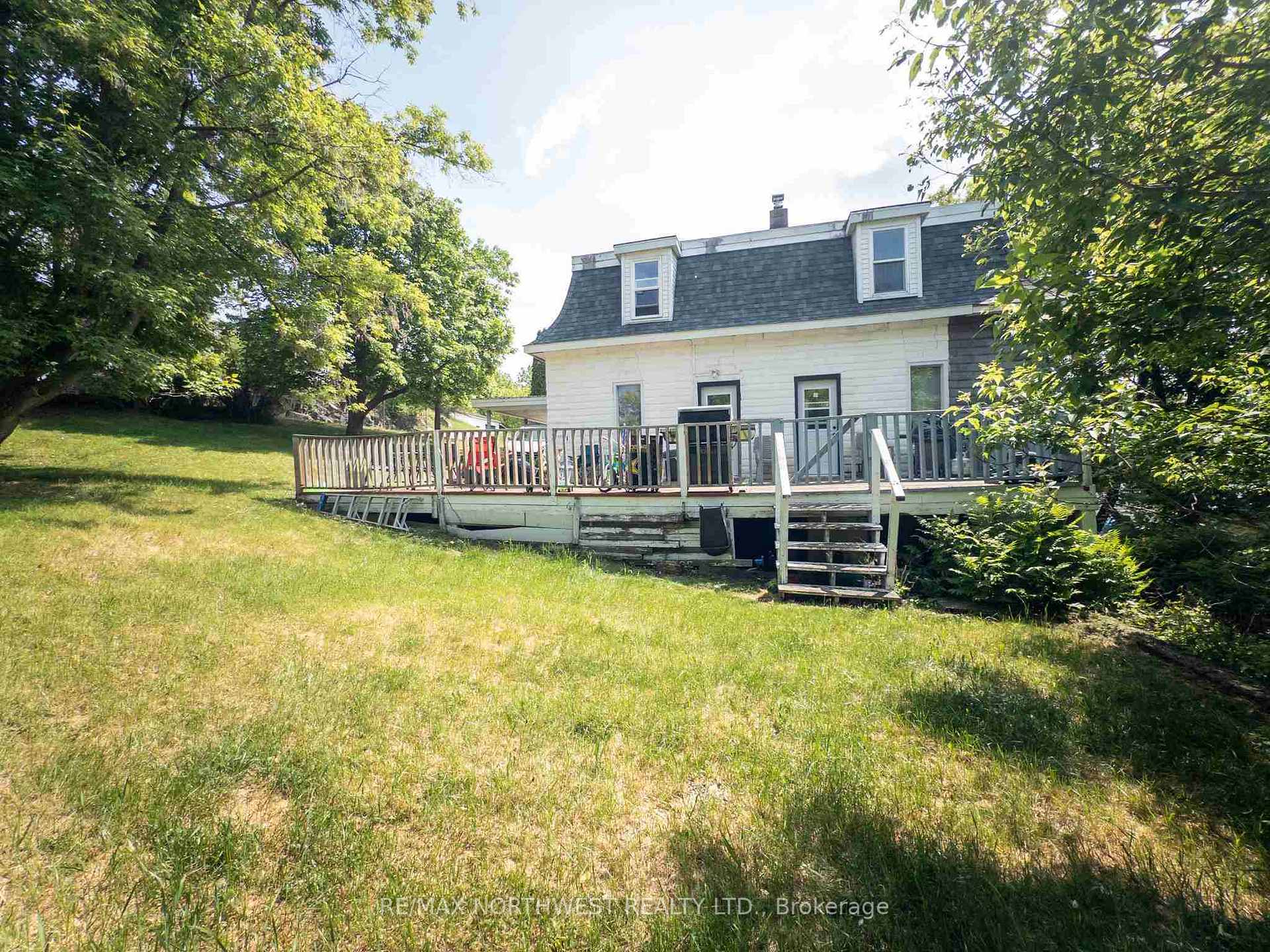 Photo 40 of 506 Superior Street, Kenora, Keewatin — HOMEH