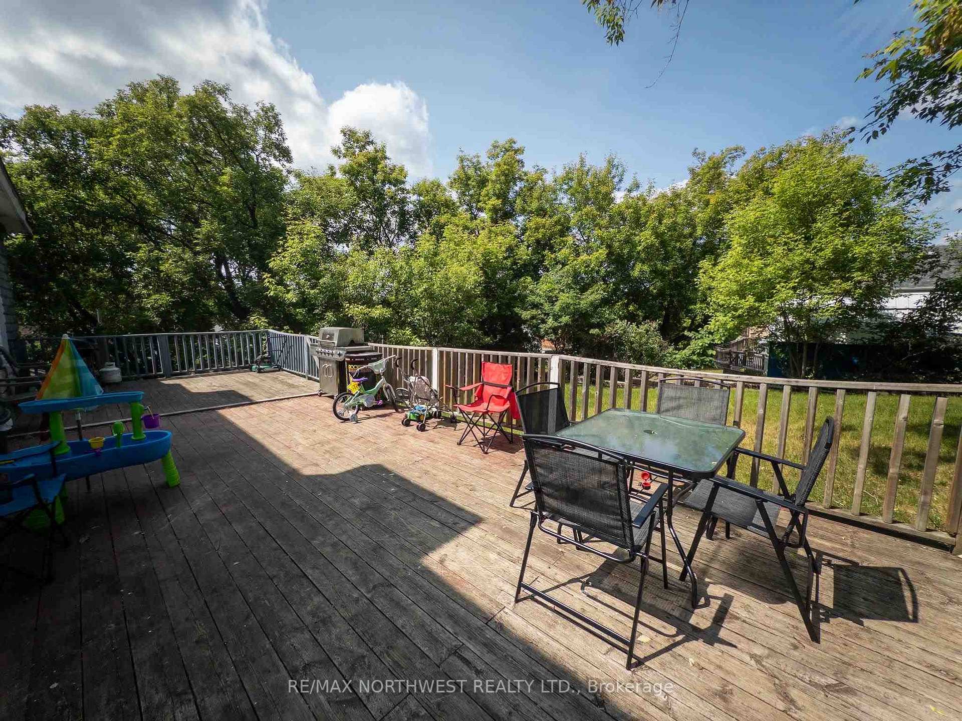 Photo 42 of 506 Superior Street, Kenora, Keewatin — HOMEH