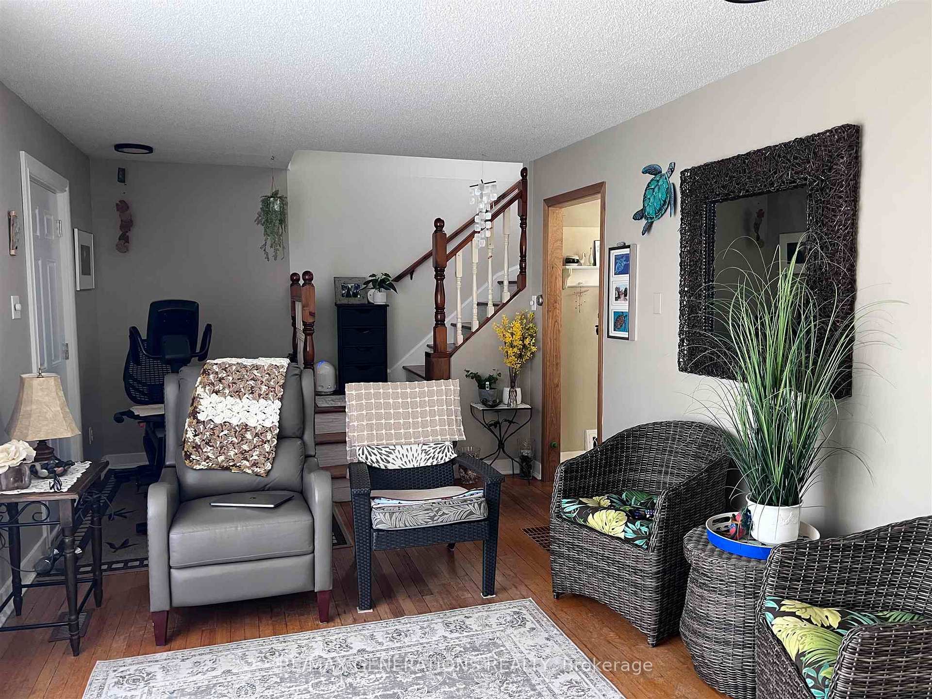 Photo 5 of 7 Howe Street, Marathon — HOMEH