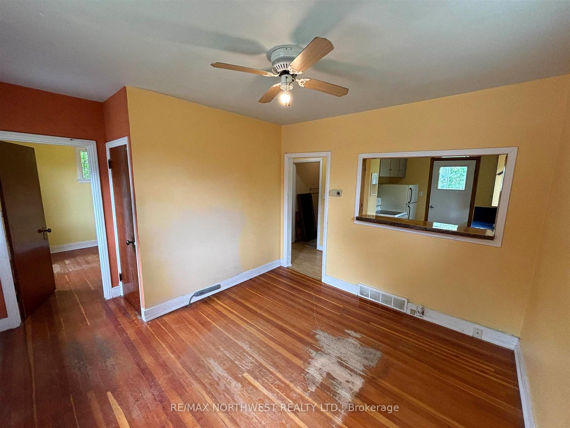 Photo 19 of 305 Fifth St S, Kenora, Lakeside — HOMEH