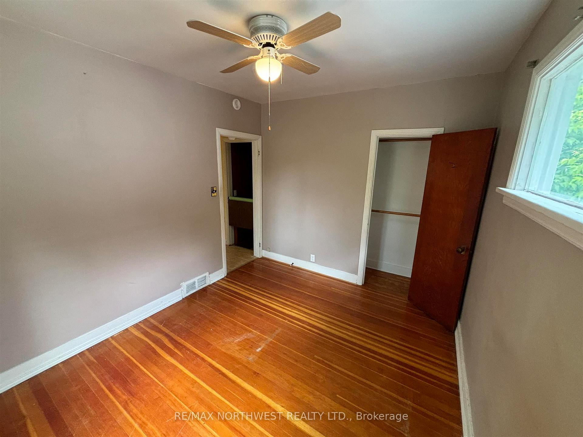 Photo 24 of 305 Fifth St S, Kenora, Lakeside — HOMEH
