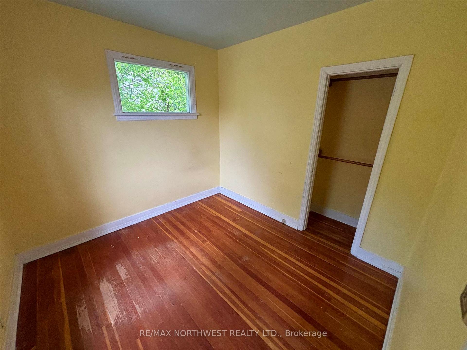 Photo 27 of 305 Fifth St S, Kenora, Lakeside — HOMEH