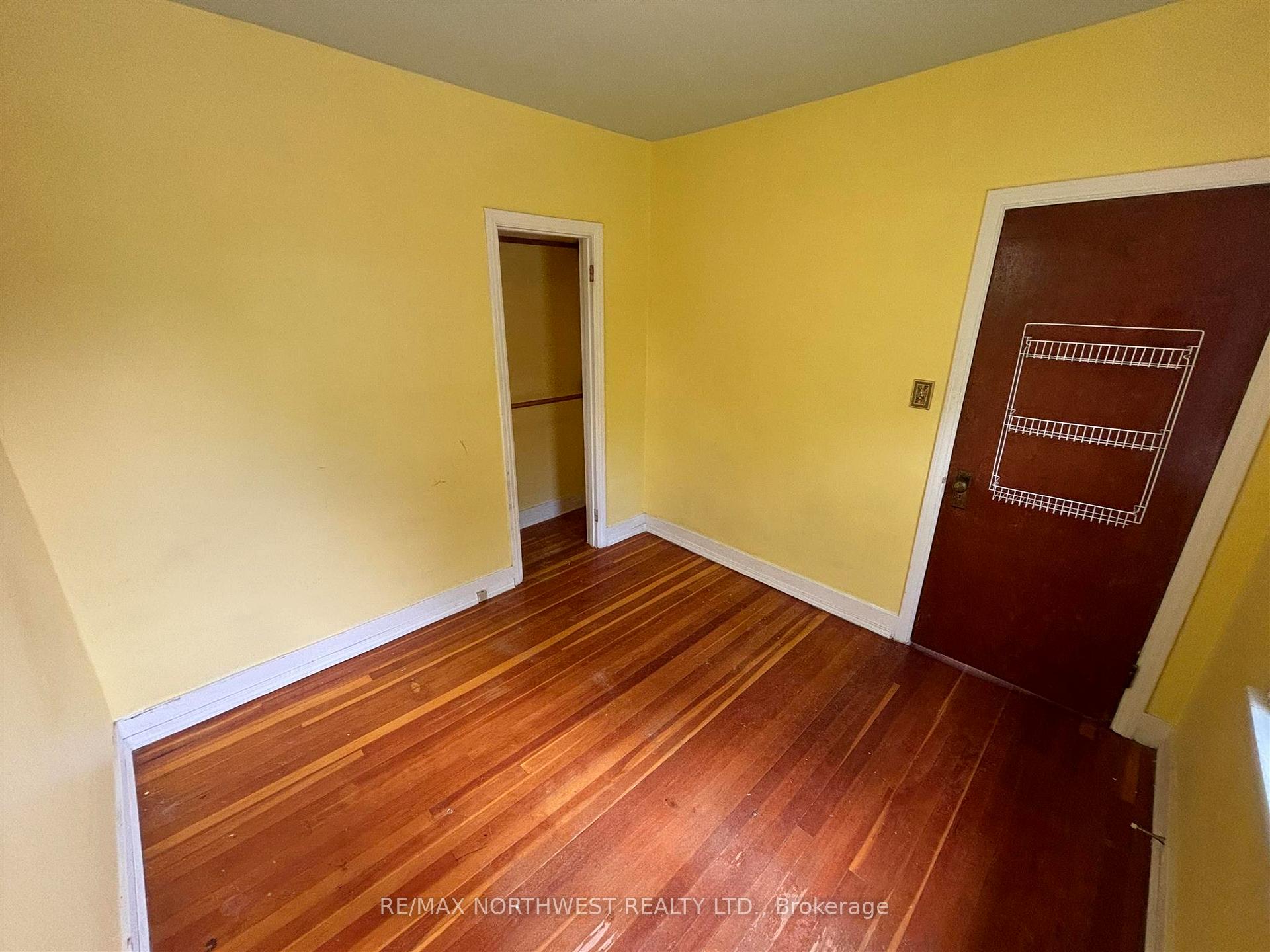 Photo 28 of 305 Fifth St S, Kenora, Lakeside — HOMEH