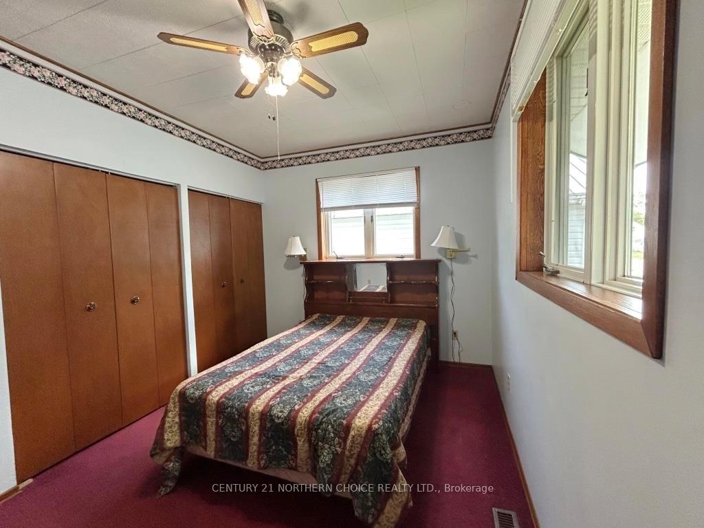 Photo 15 of 418 Second Street E, Fort Frances — HOMEH