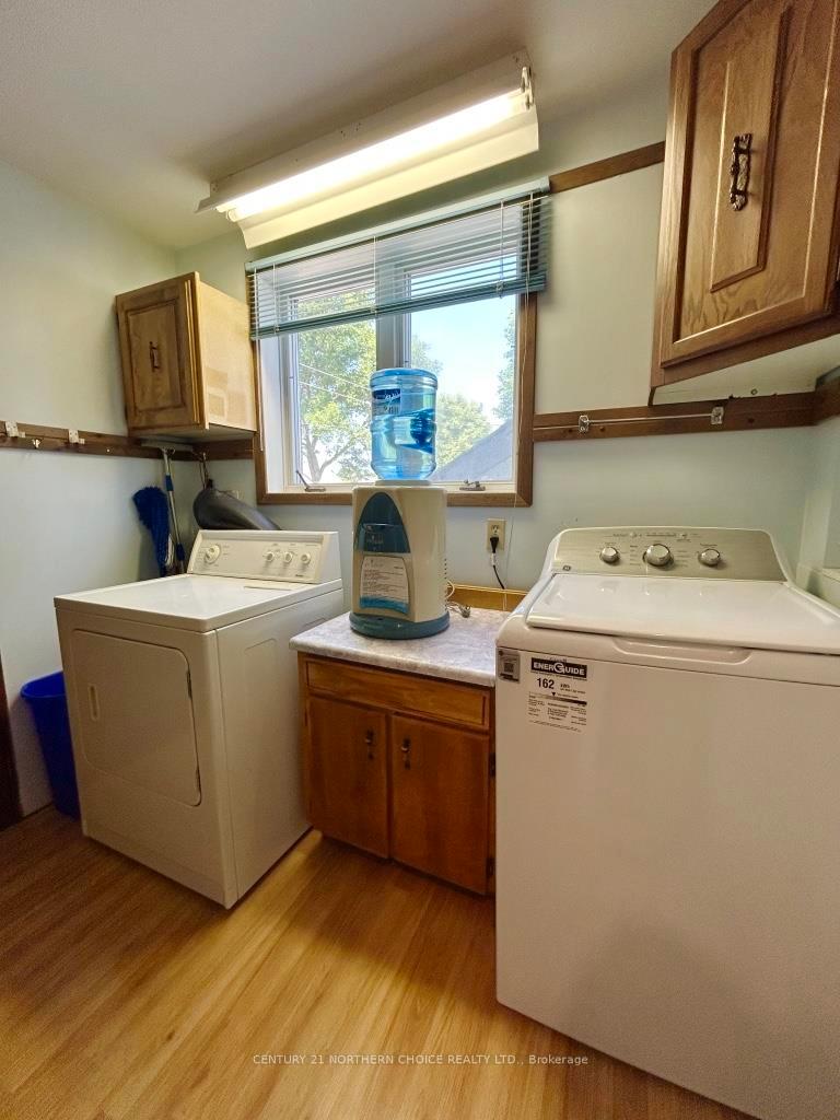 Photo 17 of 418 Second Street E, Fort Frances — HOMEH