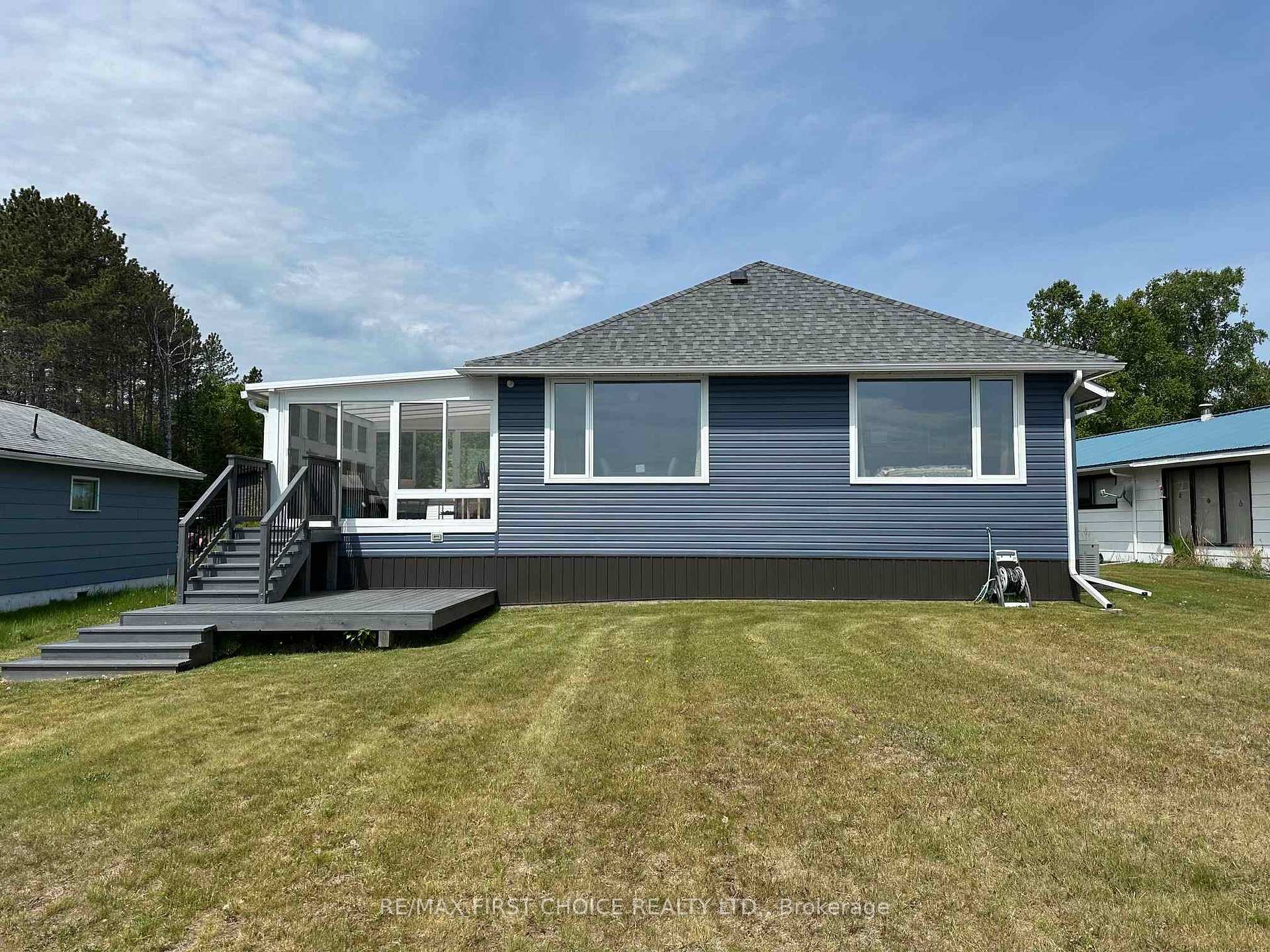 Photo 1 of 1849 MacKenzie Beach Avenue, Shuniah — HOMEH