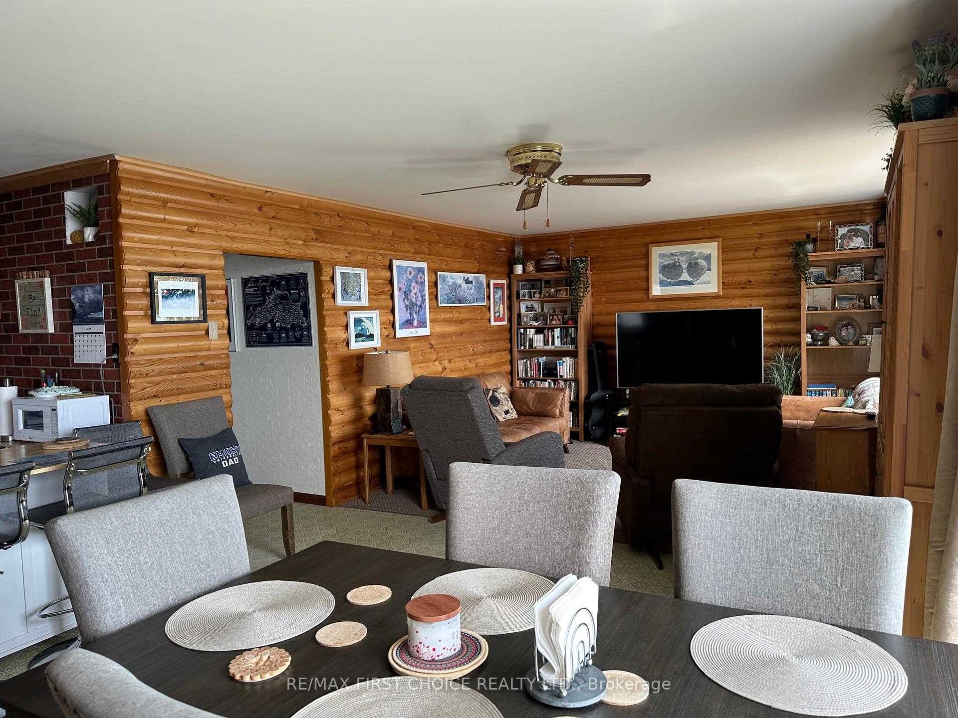 Photo 13 of 1849 MacKenzie Beach Avenue, Shuniah — HOMEH
