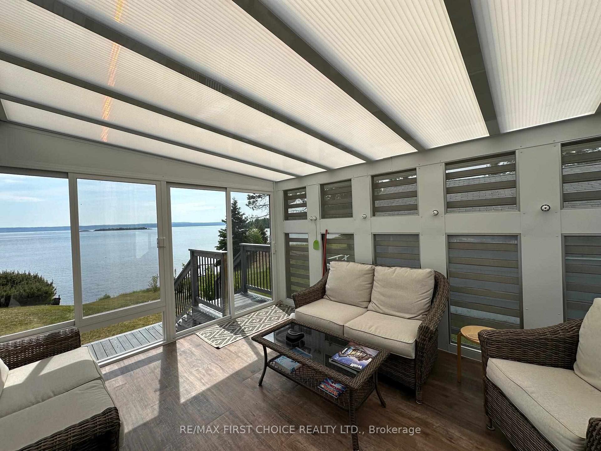 Photo 18 of 1849 MacKenzie Beach Avenue, Shuniah — HOMEH