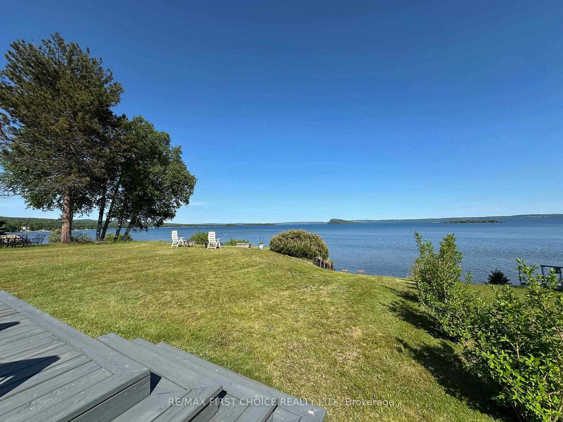 Photo 28 of 1849 MacKenzie Beach Avenue, Shuniah — HOMEH