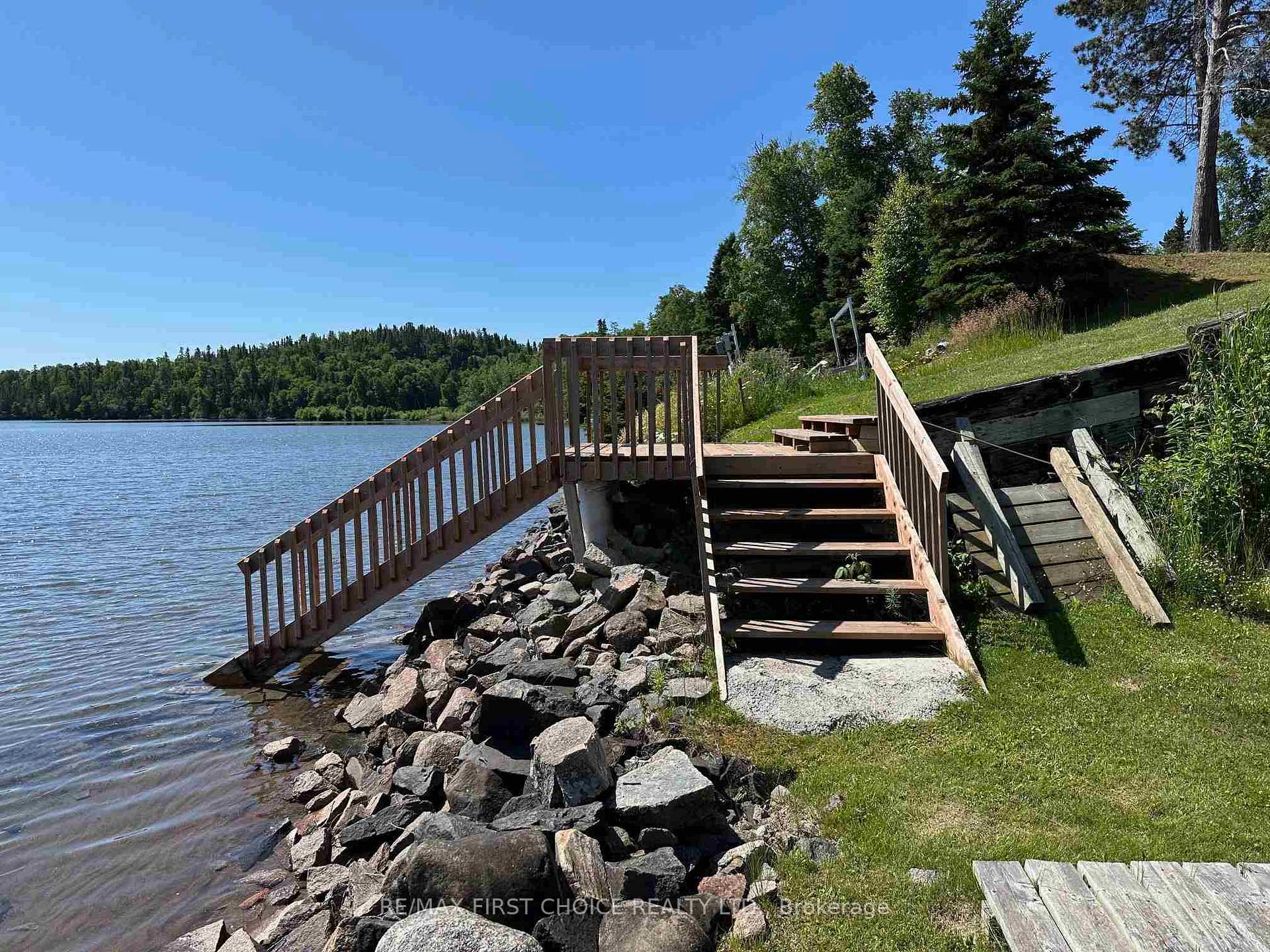 Photo 31 of 1849 MacKenzie Beach Avenue, Shuniah — HOMEH